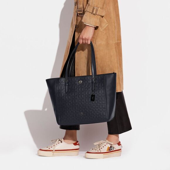 ALMOST PERFECT Coach Turnlock Tote In Signature Leather - Picture 5 of 6